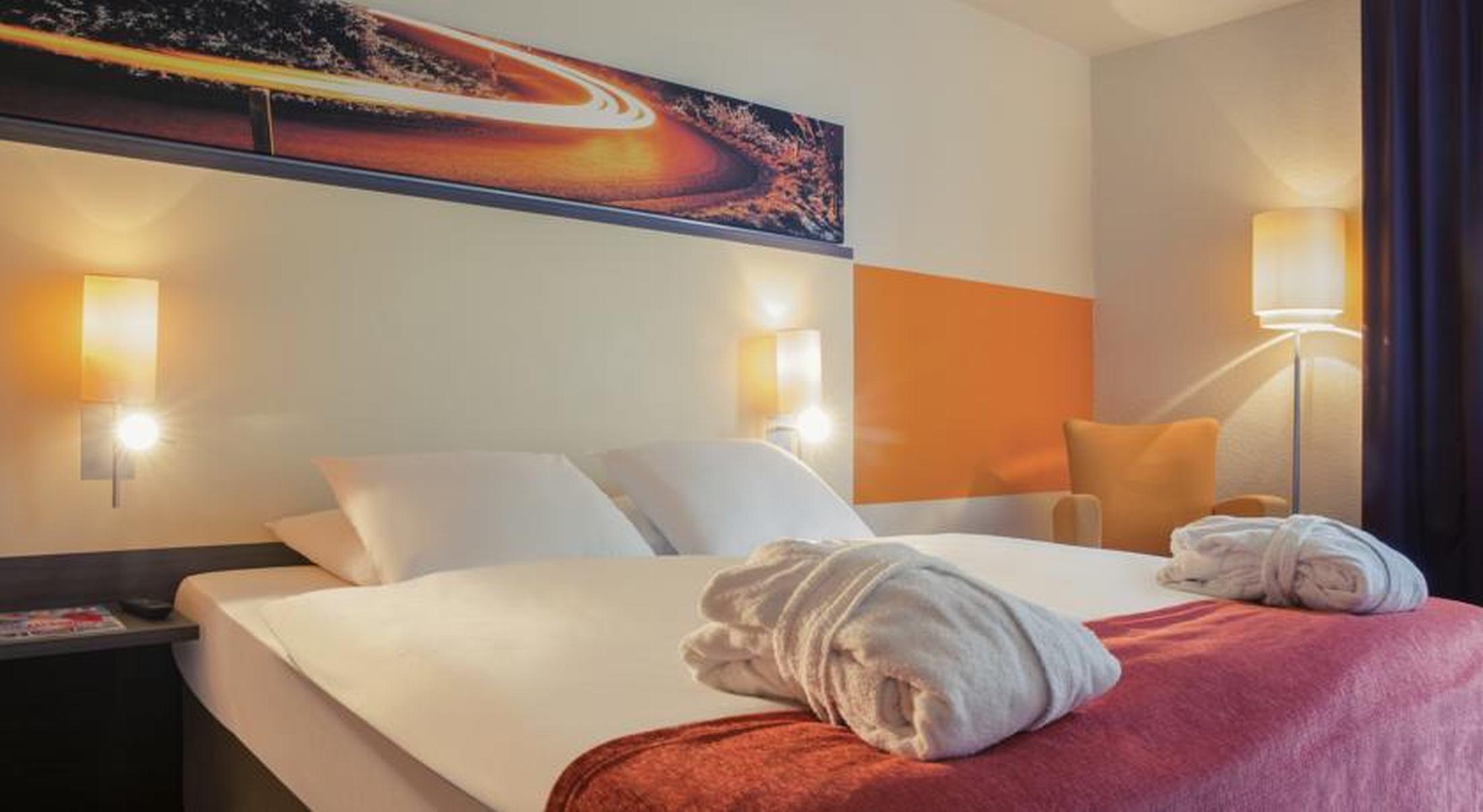 Mercure Hotel Koeln West Exterior foto