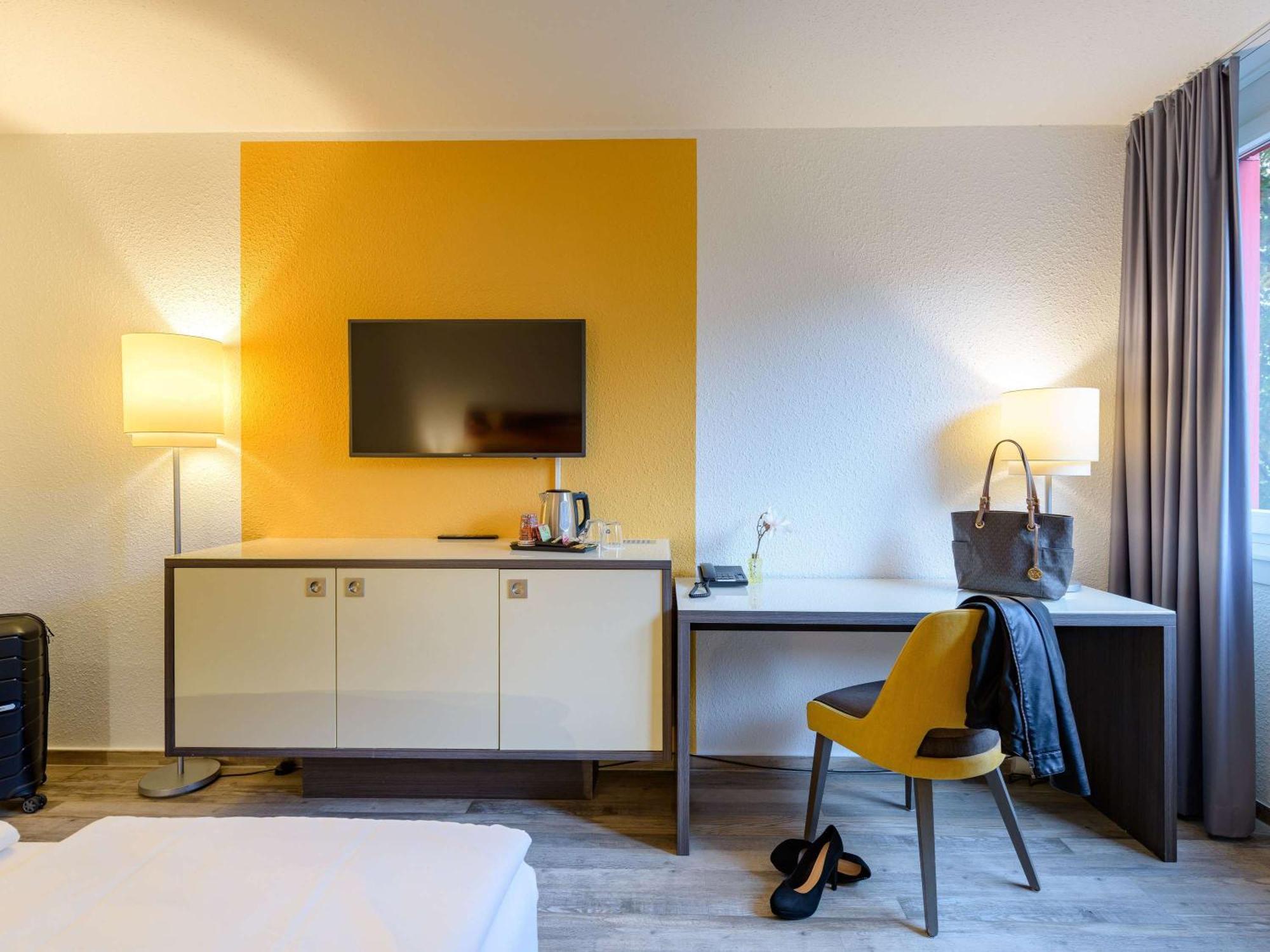 Mercure Hotel Koeln West Exterior foto
